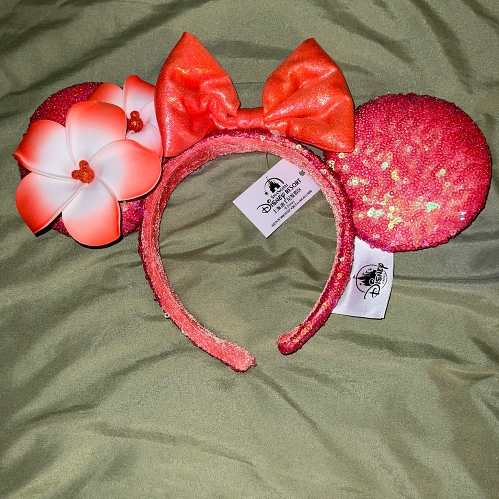 New Disney Ears Flower Neon Pink Sequin Disney Parks Rare ears